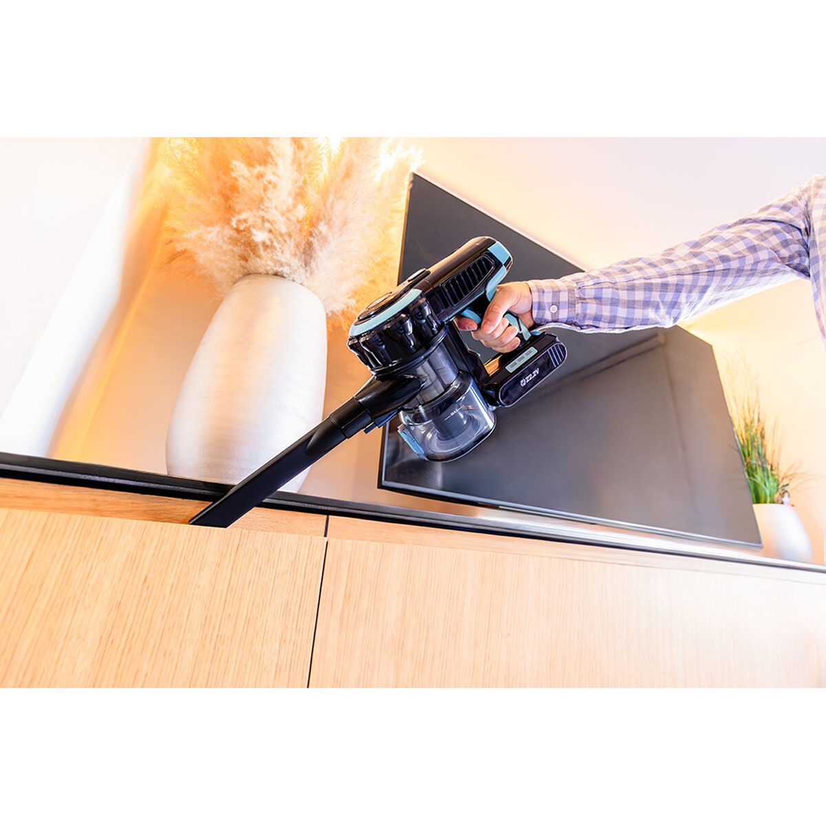 V7HBA76090F115A5D2699DD77C53EEA17B8R5006920P7