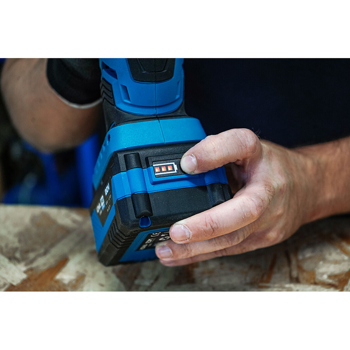 V11H78546245BE1138800D84E8FD02F2D37FR5319939P10