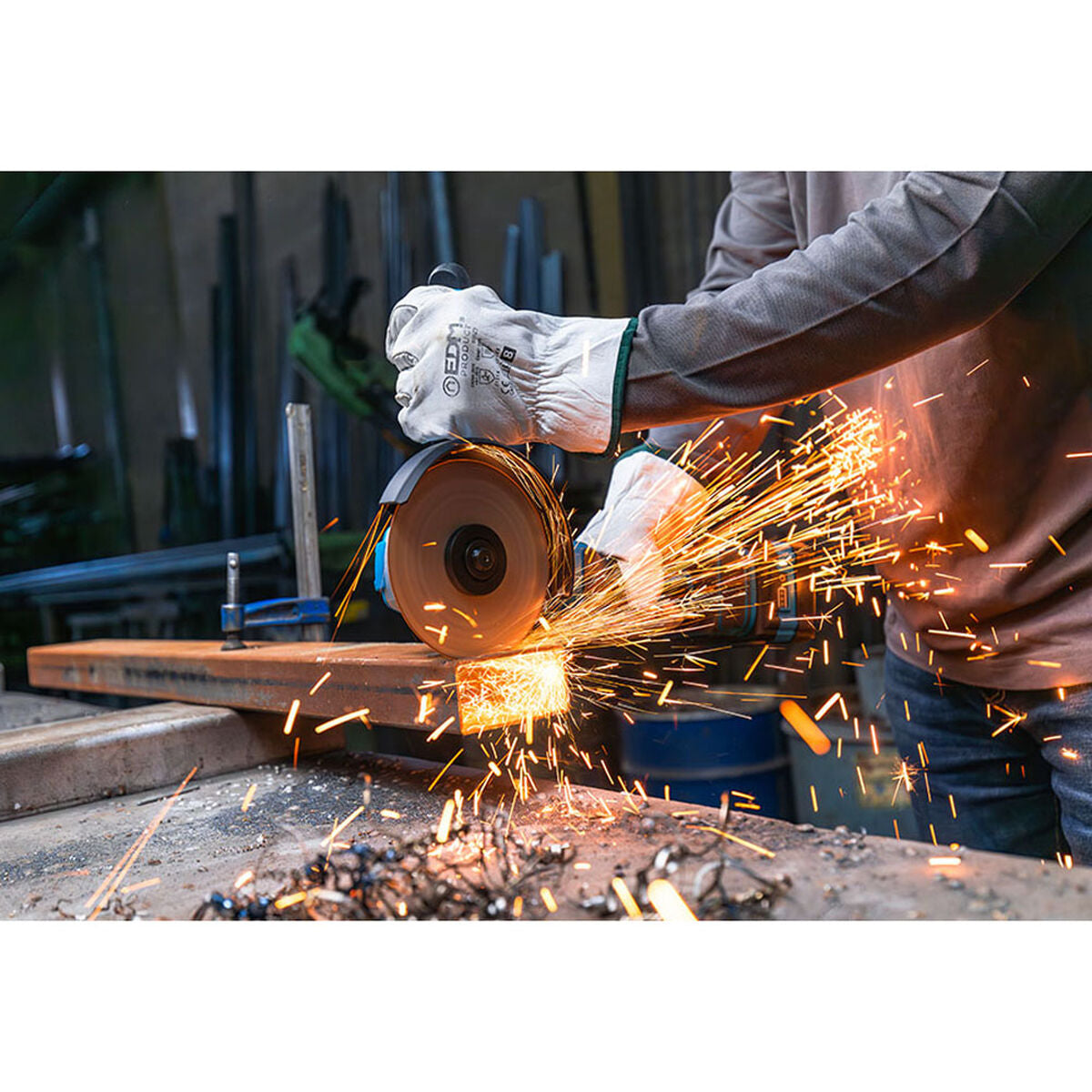 V11HD6F0F77935C60DCEDDF1370EC201CEC0R5320022P7