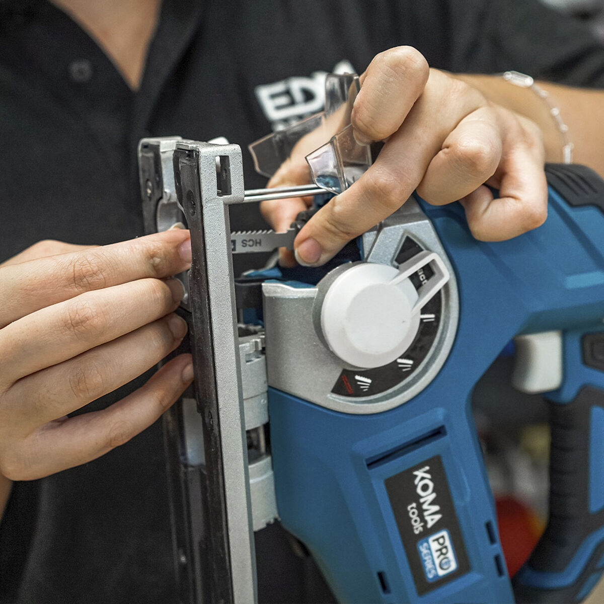 V10H1A249F6805241E652E27D2D7E5FA6191R5496505P8