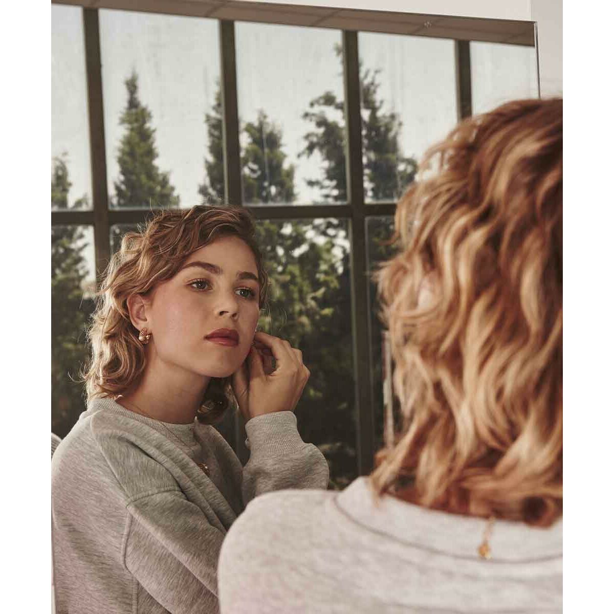 V7HE3D37BF25C70235EE4A6F81FD4B1E584R3931721P4