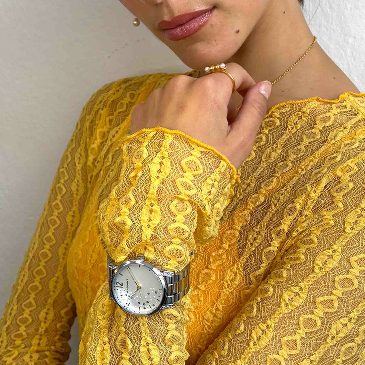 V2HFFCB61CF9F725D93FBFA08BAF5426151R7430204P4