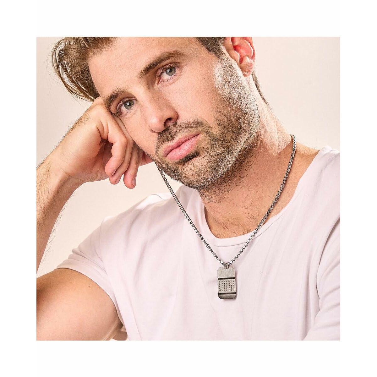 V7H78BD4BA5A59899555238A20DFCFDE906R6895548P2