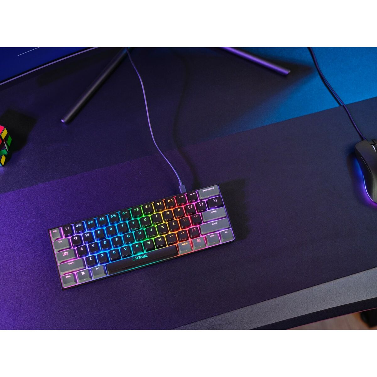 V4H466E0930367D5BD5FFF35F61B75B8D0FR5634987P8