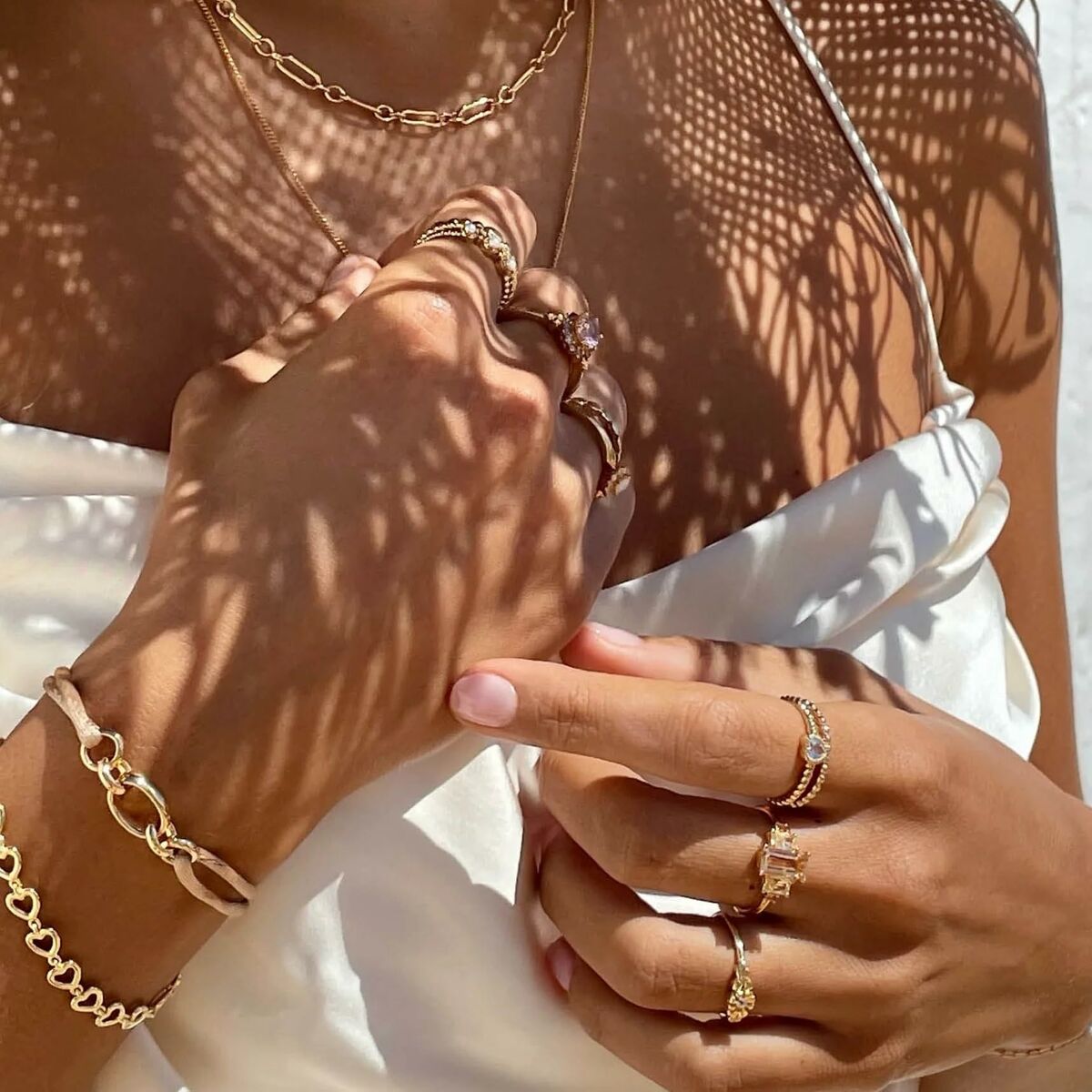 V5HE07E68C4C89BB7113021FB12605E3982R6186395P4