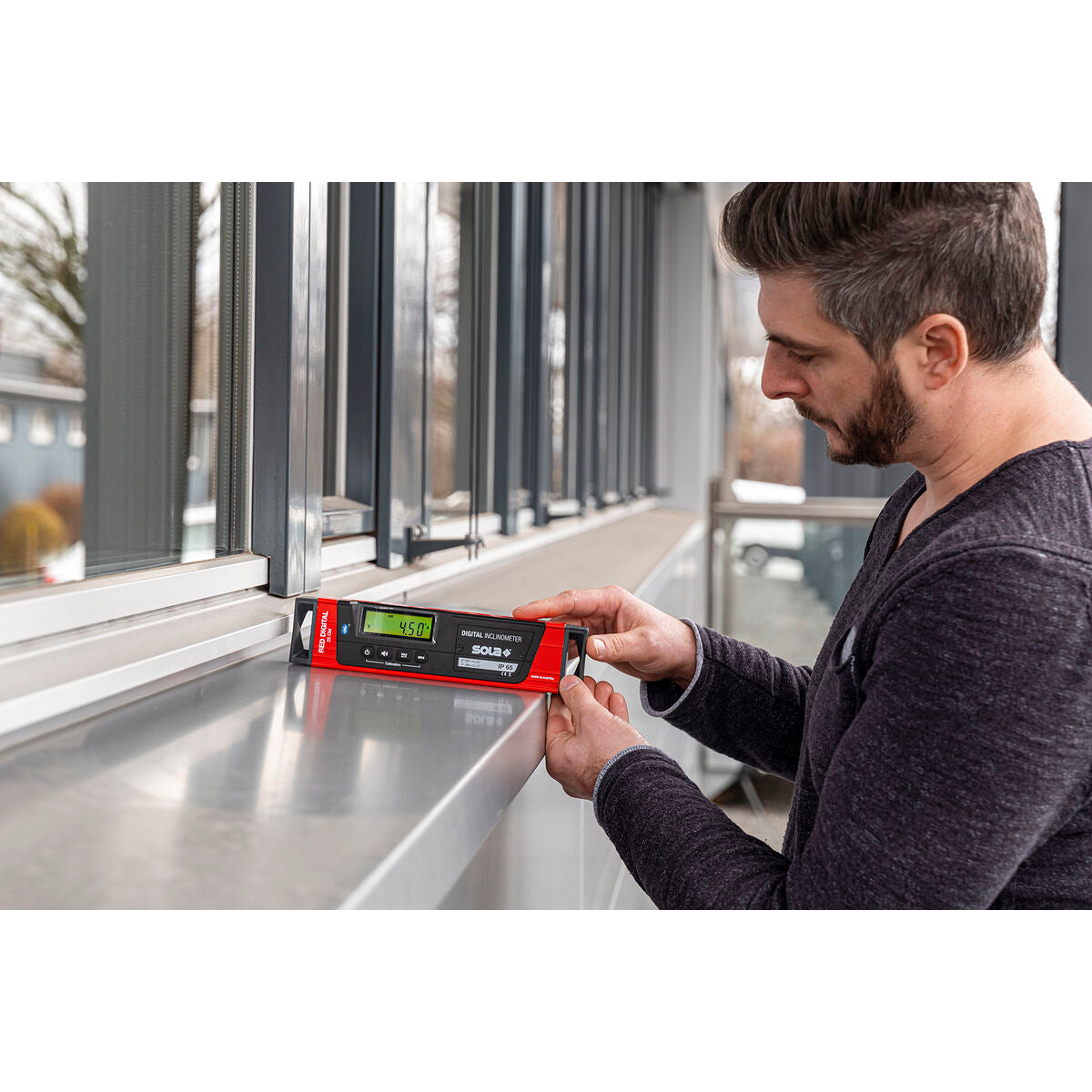 V4H64306D17FBF7264060C9D46D716E02ECR6975023P7