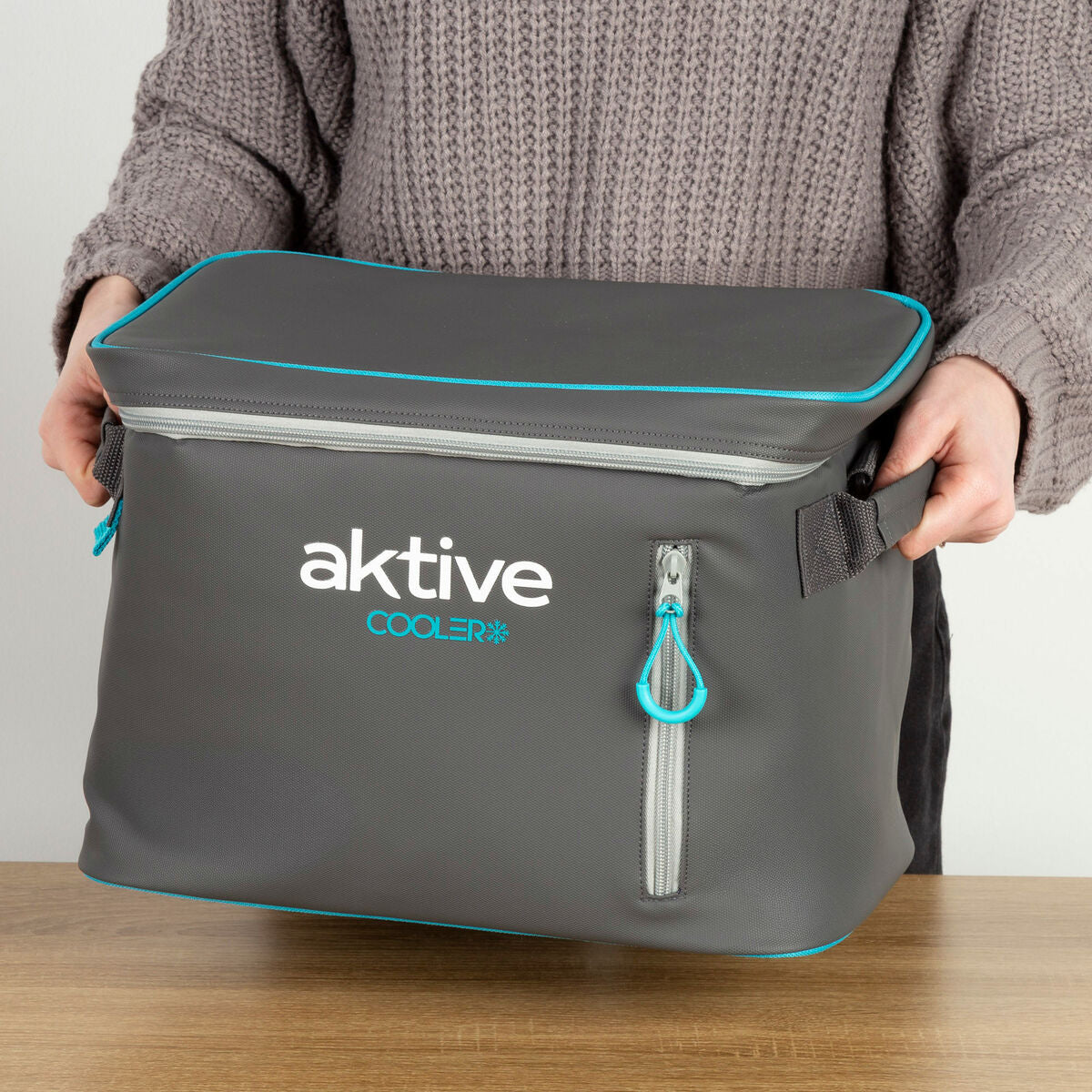 V4HE95D2CBD2FDB5427B71EA823ED4F3AAAR5648680P6