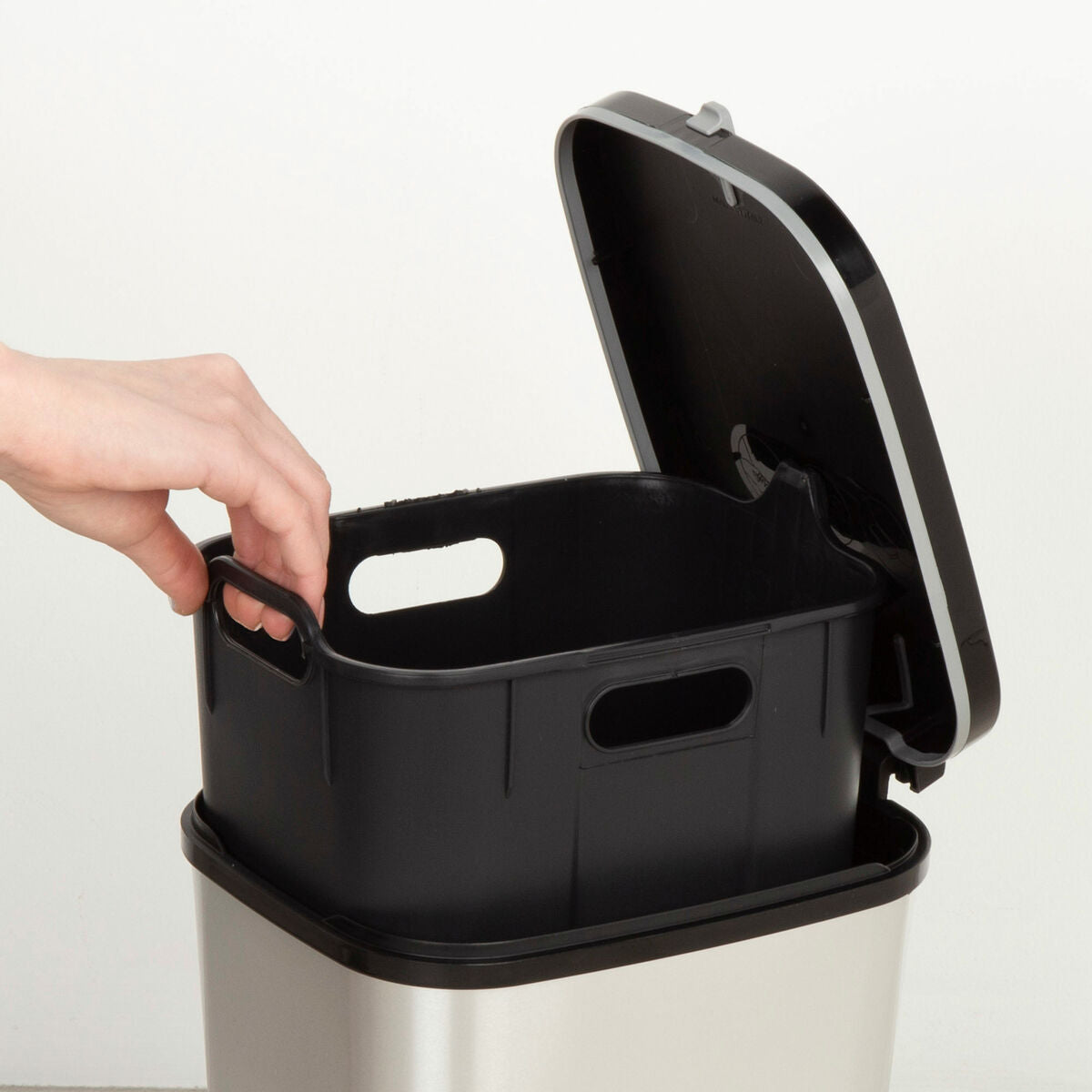 V5H17DDB5EB52231F9794BE88D95416D644R5649063P6