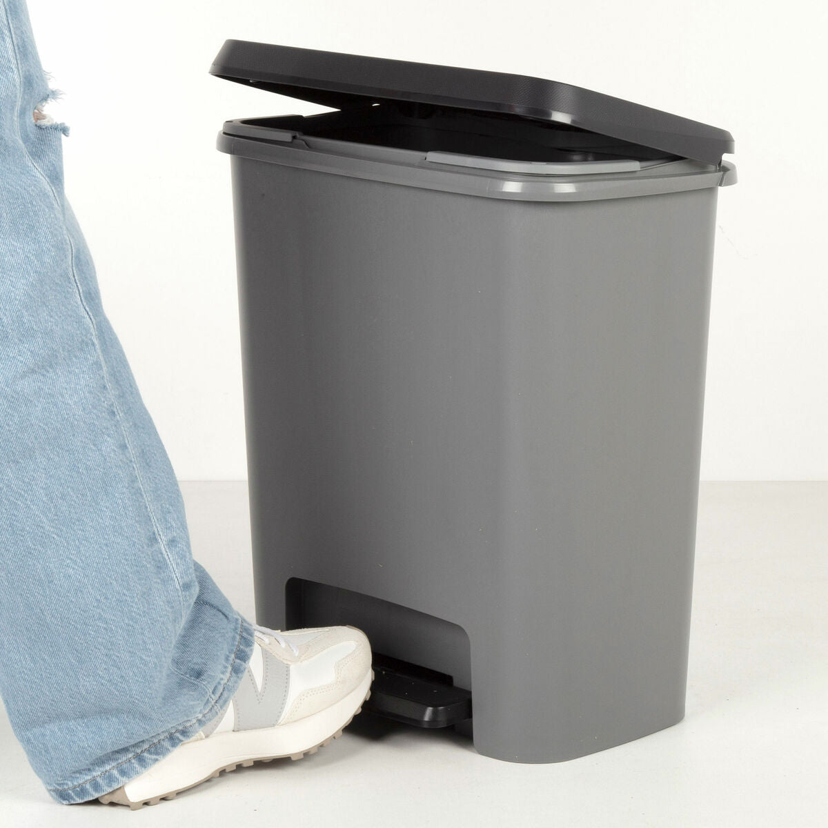 V4H9532FC93D18FF40AB548526A52744ADFR5649054P4